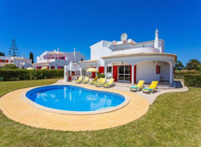 Villa Fragrancia 4 Bedroom Villa Perfect for Families Pool and Table Tennis Table Carvoeiro